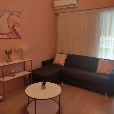 Love Truth Life Apartamento Pireu Exterior foto
