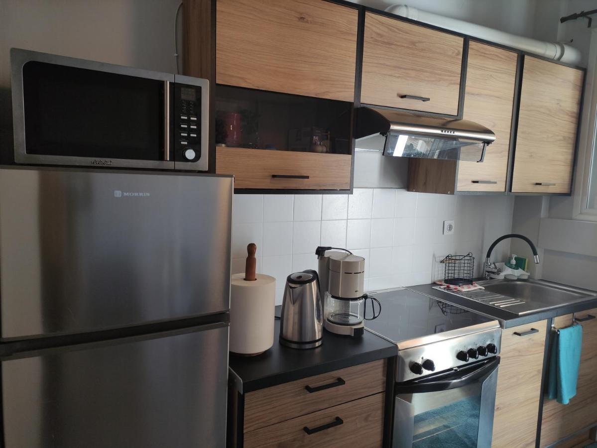 Love Truth Life Apartamento Pireu Exterior foto